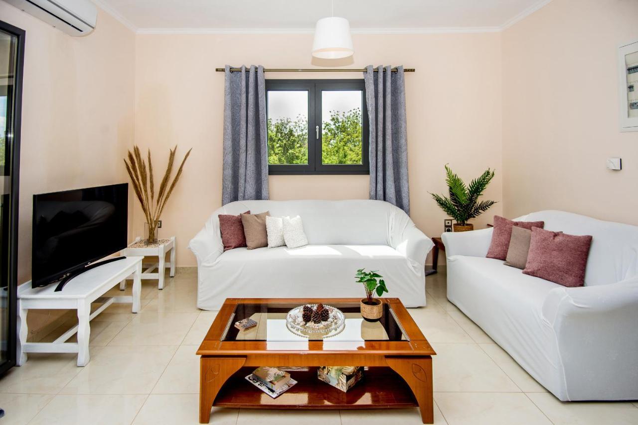 Aella Apartment Skala  Екстериор снимка